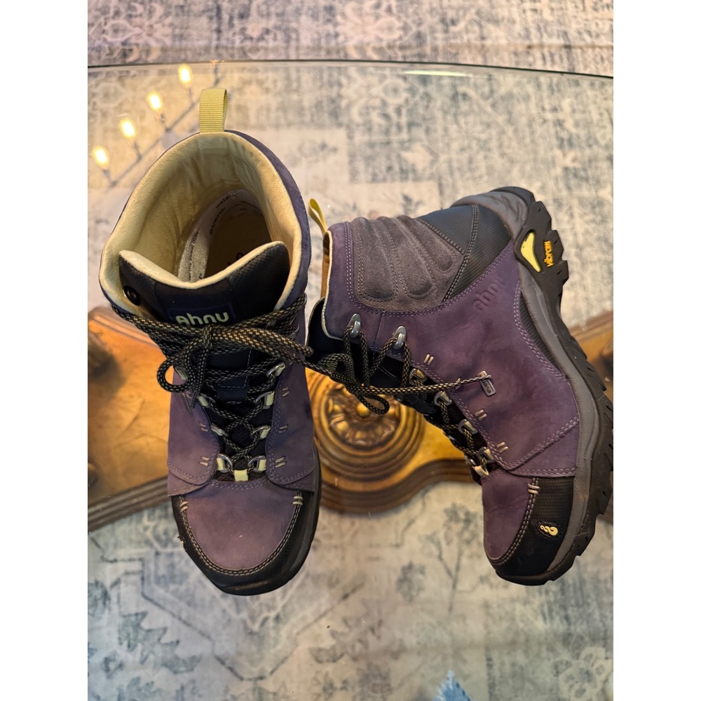 Ahnu Montara Waterproof Hiking Boots Purple Leather Vibram AF2128ASAU Womens 8
